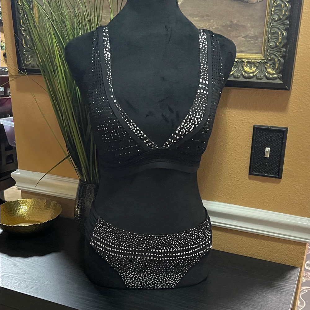 NWOT Next Elegant Black and white Women's swimsuit